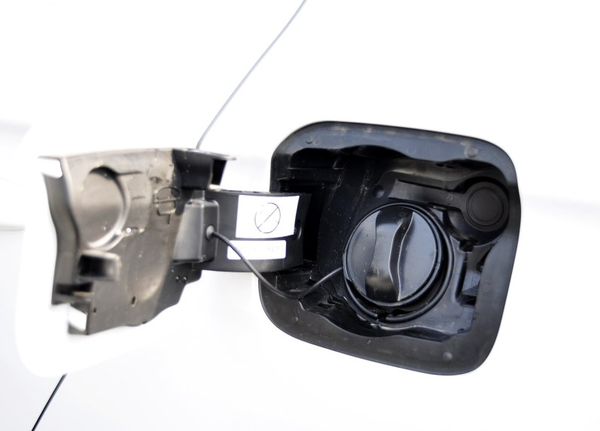 雪铁龙爱丽舍加多少号汽油,新爱丽舍可以加92