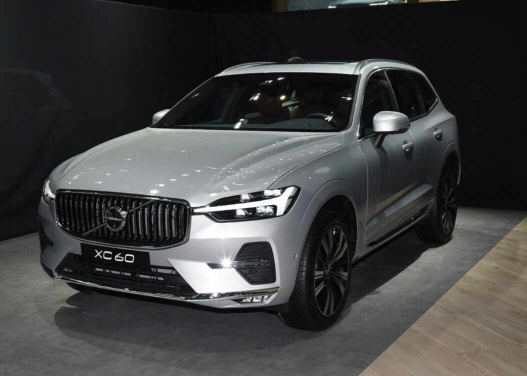 沃尔沃suv15万图片