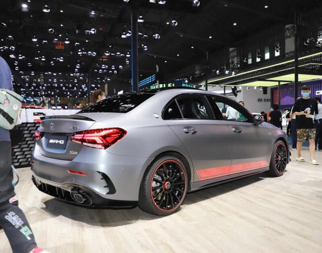 奔驰A级AMG