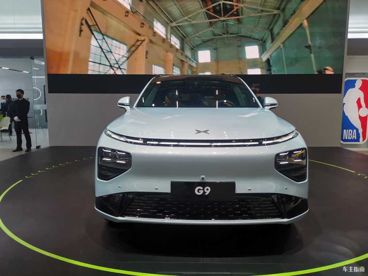 小鹏G9