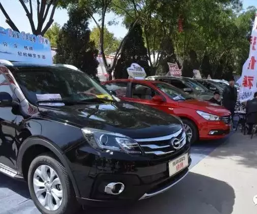 2016年临汾广播电视台交通文艺广播十一大型车房展