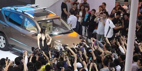 2016曹县人民广场大型车展盛大开幕