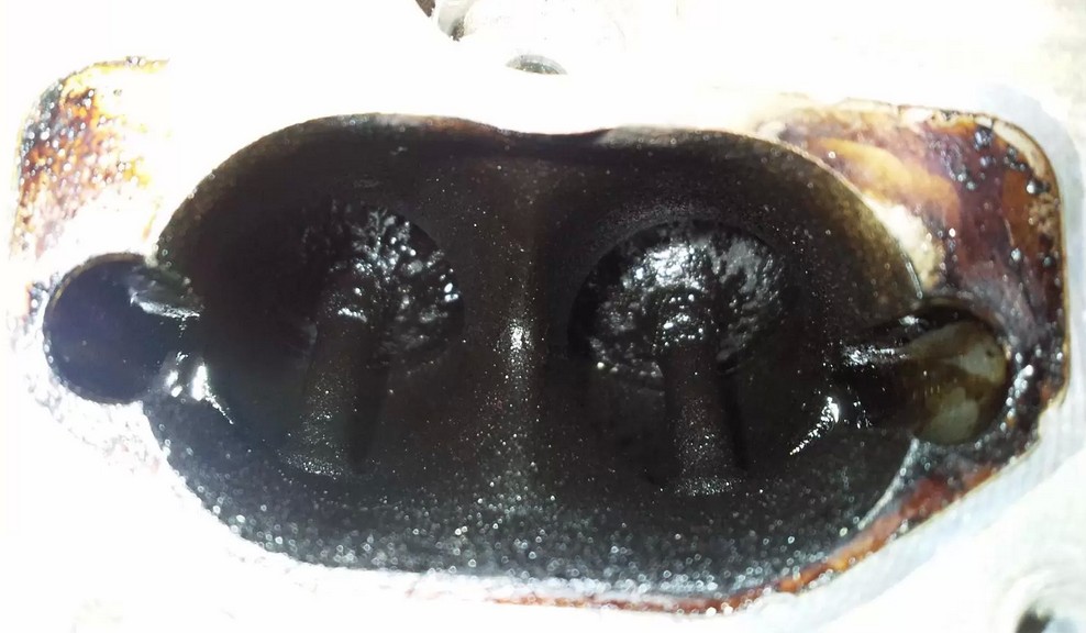 发动机如何清理积碳两种方式