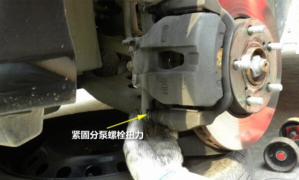如何自己换刹车片