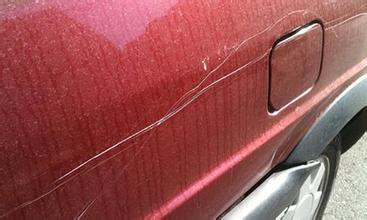 车漆轻微划痕