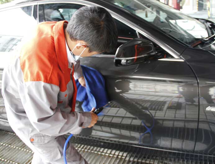 爱车怎样打蜡有何注意事项