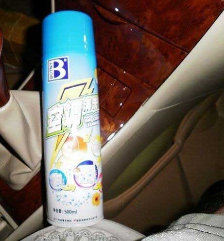 夏季汽车内饰异味处理