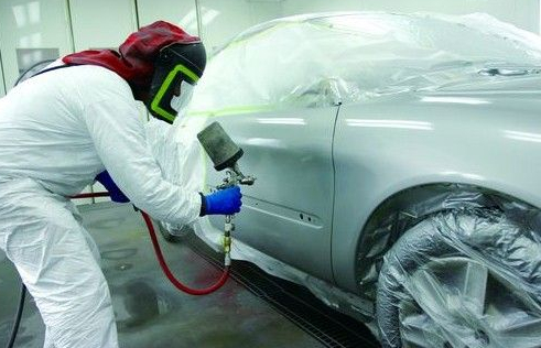 汽车喷漆亮油