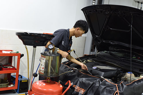 家用轿车多少公里保养 家用轿车多少公里保养