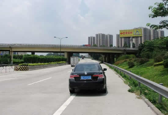 大广高速广州路段超速违章要去哪个交警大队处理