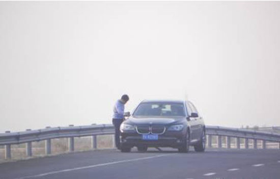 车辆涉牌涉证的违法行为有哪些