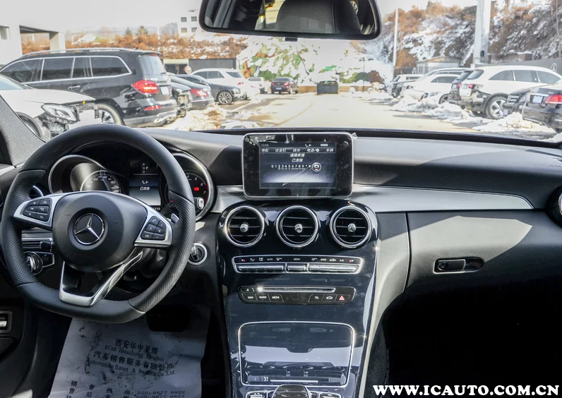 奔驰级别档次怎么分?同价位奔驰宝马哪个好